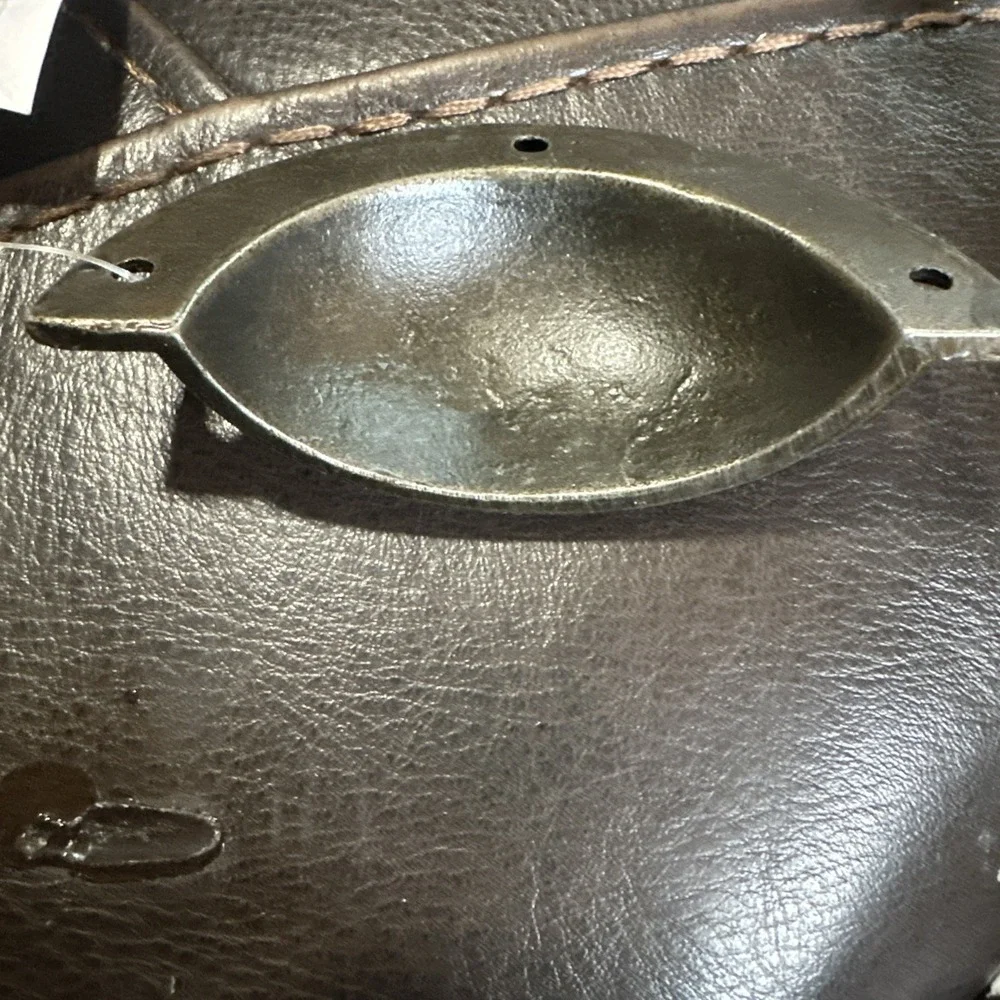 Antique Bronze Half-Moon Bin Pull (89* 44mm/3-1/2